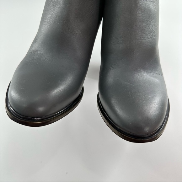 Vince womens ankle booties size 5 35 gray Italian leather boots - Picture 11 of 12